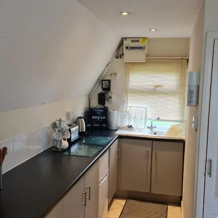 Holiday home 8 The Coombe *